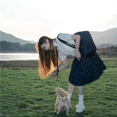 明明能吃软饭我却偏要斩妖除魔